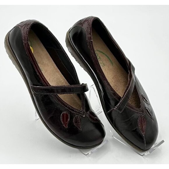 Naot Womens Mary Jane Leather Flats Size 8 (EU 40) Leaf Detail Comfort Orthotic - Picture 1 of 6